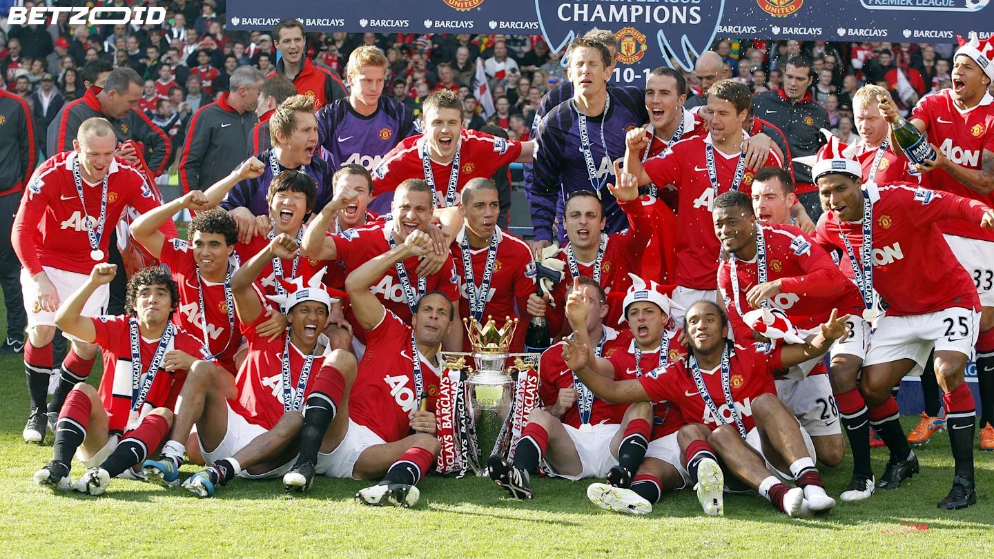 Antonio Valencia Teams Up With Premier League Legends at Amateur English Club