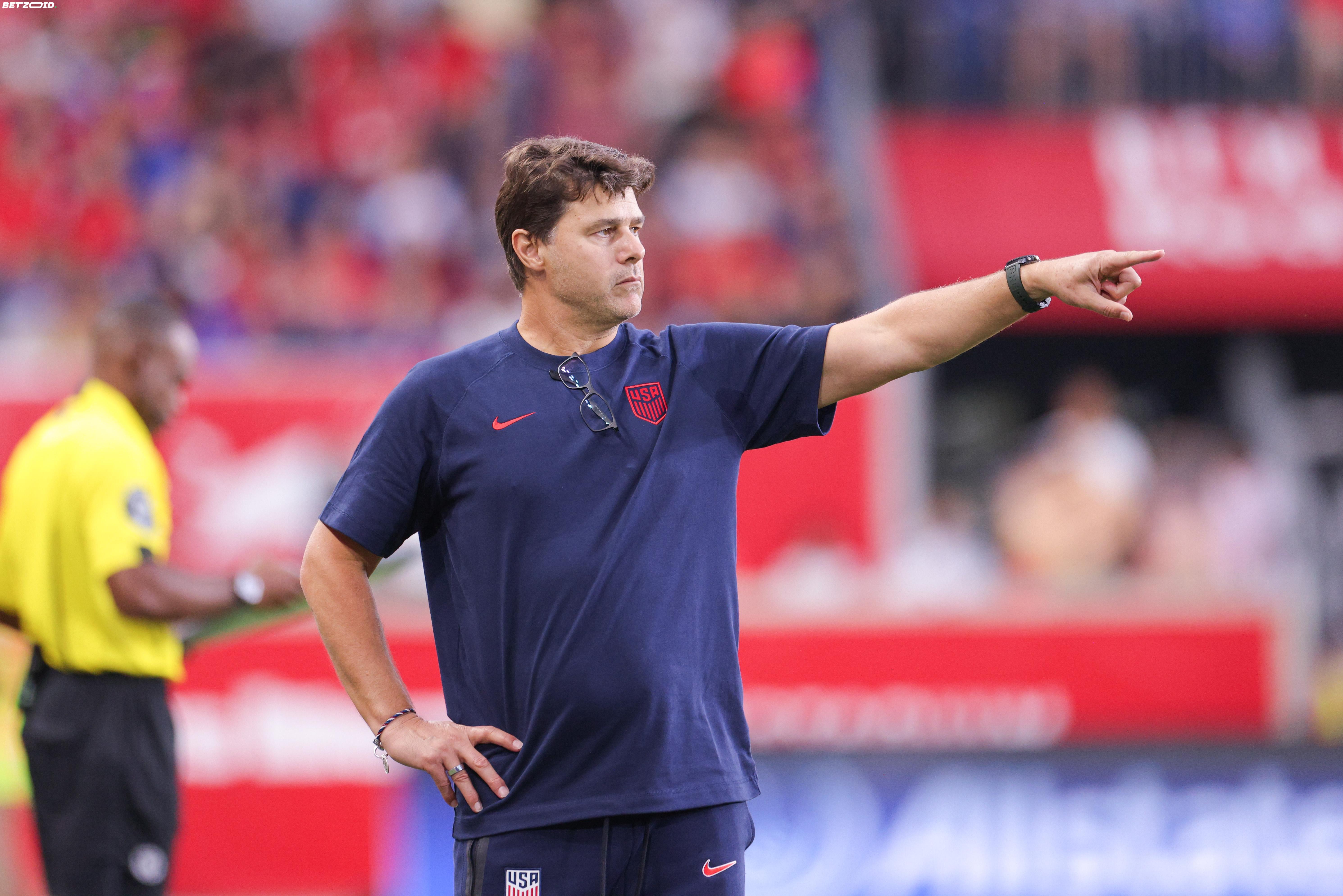 Tottenham Managerial Hunt: Pochettino and De Zerbi Lead Race to Save Spurs from Relegation